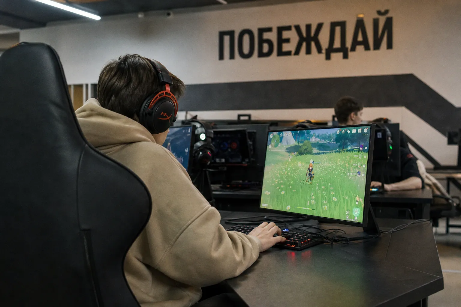 Гайд на Алёшу в Genshin Impact 7.0: лучшие сборки и тактика игры